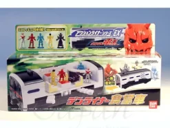 Action Liner Series EX DenLiner Dining Car