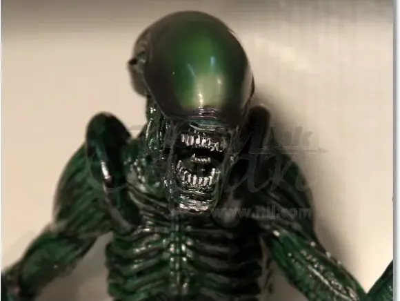Alien Real Figure Premium Version: Green