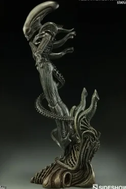 Alien Statue: Alien (Internecivus Raptus Version)