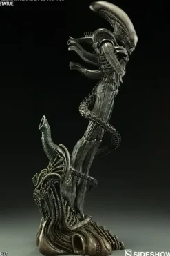 Alien Statue: Alien (Internecivus Raptus Version)