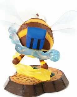 Banjo-Kazooie/ Bee Banjo Statue
