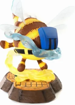 Banjo-Kazooie/ Bee Banjo Statue