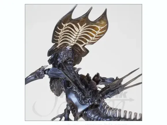 B-Grade Sci-Fi Revoltech Alien Queen