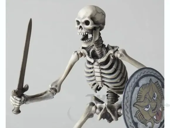 B-Grade Sci-Fi Revoltech Skeletal Warrior