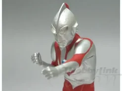 B-Grade Ultraman DX Figure Invaders: Ultraman