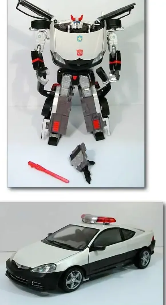 BT-15 Prowl feat Honda Integra Police Type White