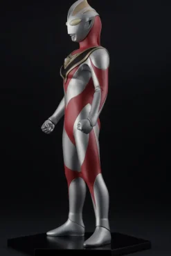 Character Classics Ultraman Gaia