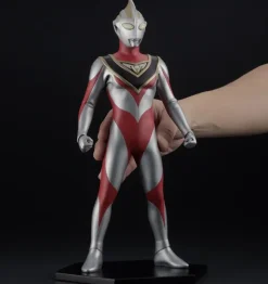 Character Classics Ultraman Gaia