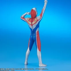 Daikaiju Series Ultra New Generation Ultraman Dyna (Flash Type) Appearance Pose