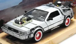 1/24 DeLorean DMC-12 (Back To The Future III)