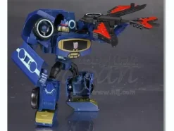 Deluxe Class Ironhide & Soundwave