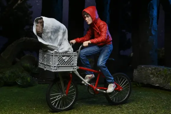 E.T. / E.T. & Elliott 40th Anniversary Display Figure
