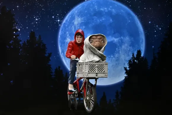 E.T. / E.T. & Elliott 40th Anniversary Display Figure