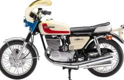 1/12 Kamen Rider: Takeshi Hongo's Motorcycle [Suzuki GT380 B]