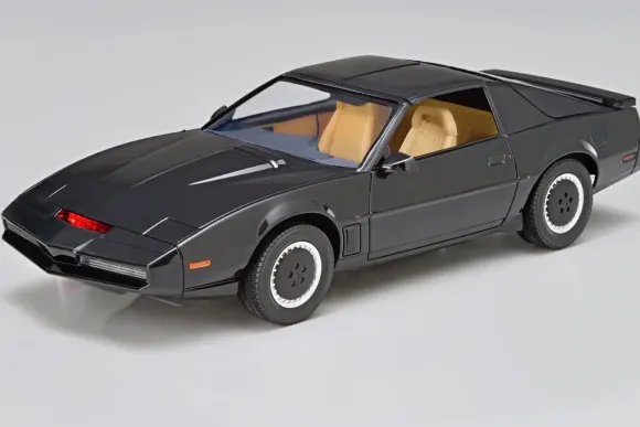 1/24 Knight Rider Knight 2000 K.I.T.T. Season I Scanner with Voice Unit