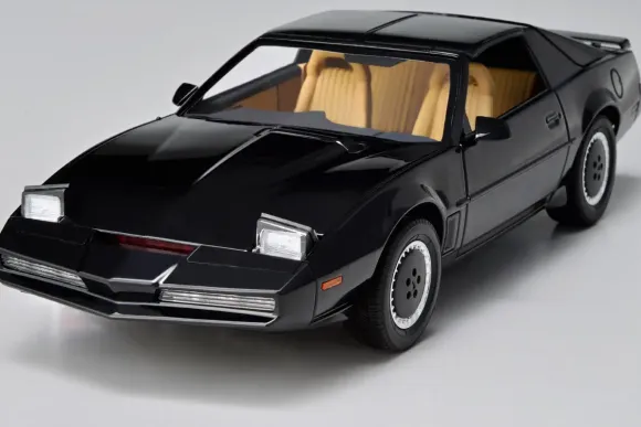 1/24 Knight Rider Knight 2000 K.I.T.T. Season I Scanner with Voice Unit