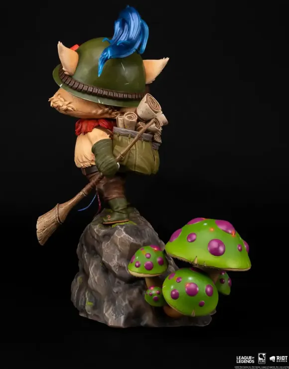 1/4 League of Legends Teemo Statue
