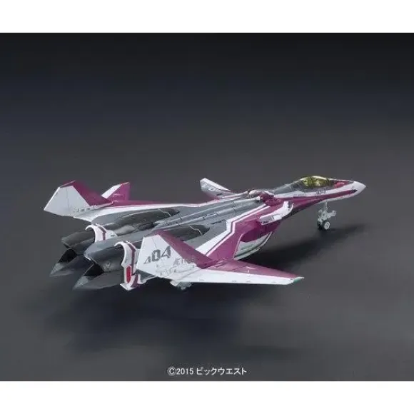 1/72 Macross Delta: VF-31C Siegfried (Mirage Farina Jenius)