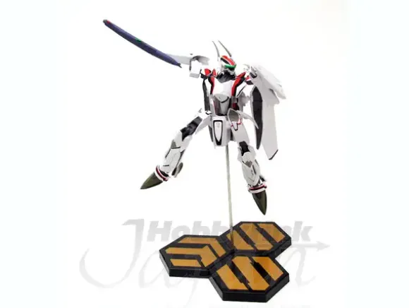 Macross Frontier Battroid Display: VF-25F w/Gun Pod