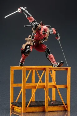 1/6 Marvel Now! Artfx Super Deadpool 2017 PVC