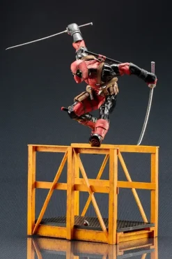 1/6 Marvel Now! Artfx Super Deadpool 2017 PVC