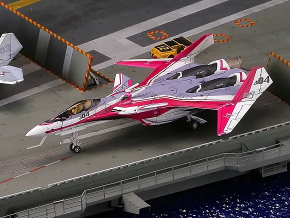 1/144 MCR14 VF-31C Fighter