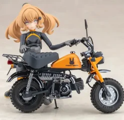 Megami Device Puni Mofu Racing Tu with 1/12 Honda Z50J-1 Monkey