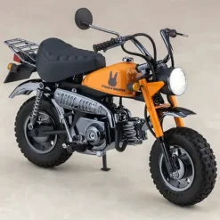 Megami Device Puni Mofu Racing Tu with 1/12 Honda Z50J-1 Monkey
