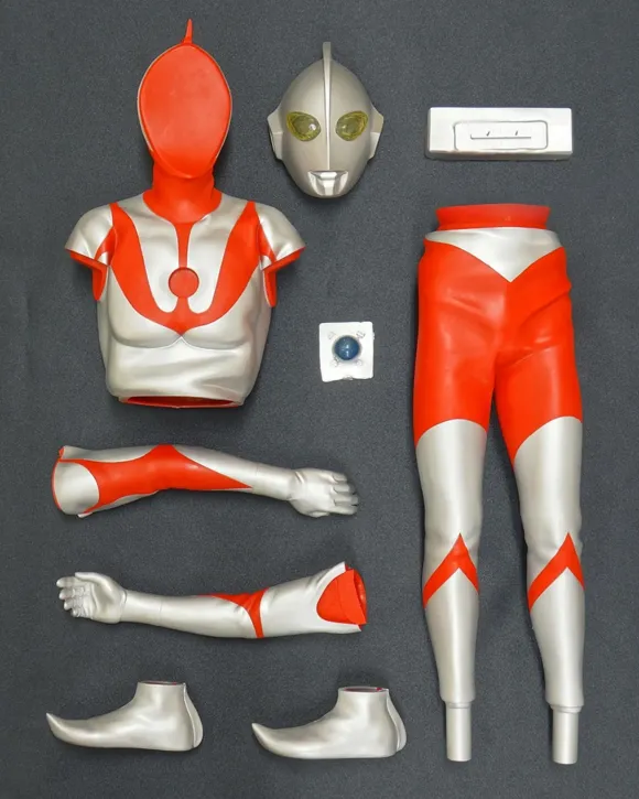 Mega Sofubi Advance Assembly Kit -- Ultraman B Type
