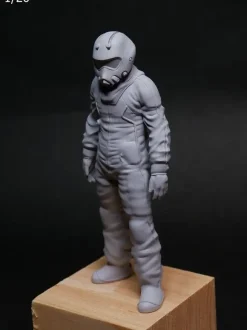 1/20 Mercenary Army Space Pilot A