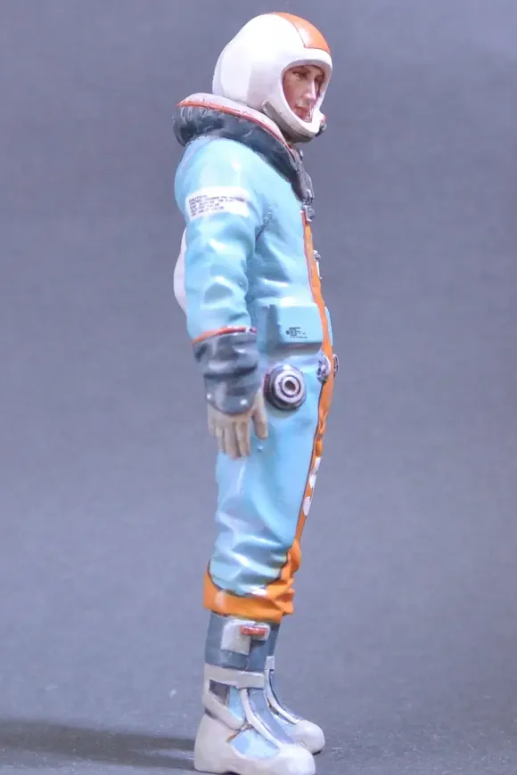 1/20 Mercenary Space Pilot