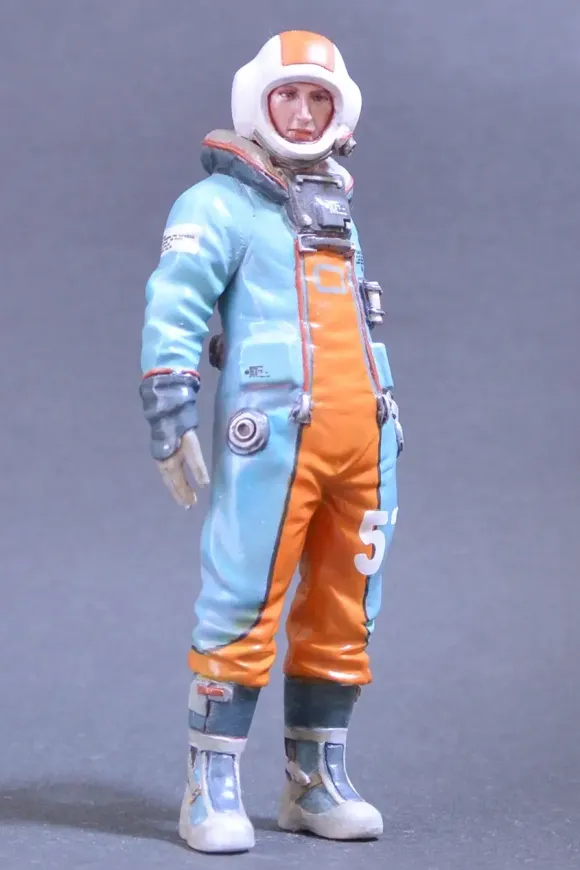 1/20 Mercenary Space Pilot