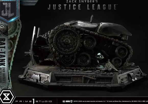 Museum Diorama Justice League Bat Tank Zack Snyder's Justice League