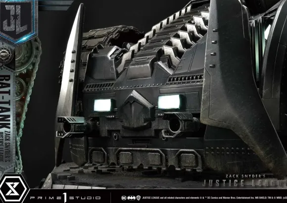 Museum Diorama Justice League Bat Tank Zack Snyder's Justice League