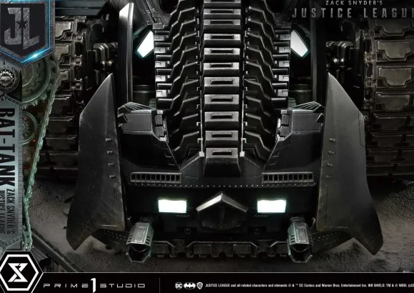 Museum Diorama Justice League Bat Tank Zack Snyder's Justice League