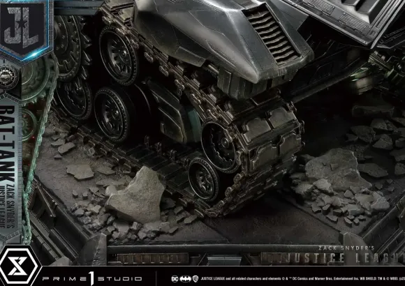 Museum Diorama Justice League Bat Tank Zack Snyder's Justice League