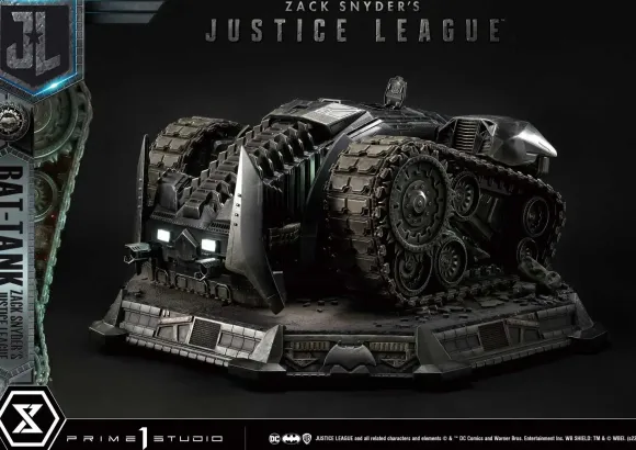 Museum Diorama Justice League Bat Tank Zack Snyder's Justice League