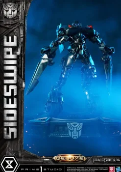 Museum Masterline Transformers / Dark of the Moon Sideswipe DX version