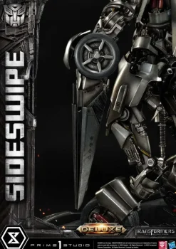 Museum Masterline Transformers / Dark of the Moon Sideswipe DX version