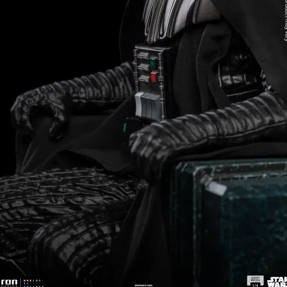 1/4 Obi-Wan Kenobi - Iron Studios Statue: Legacy Replica Series - Darth Vader on Throne