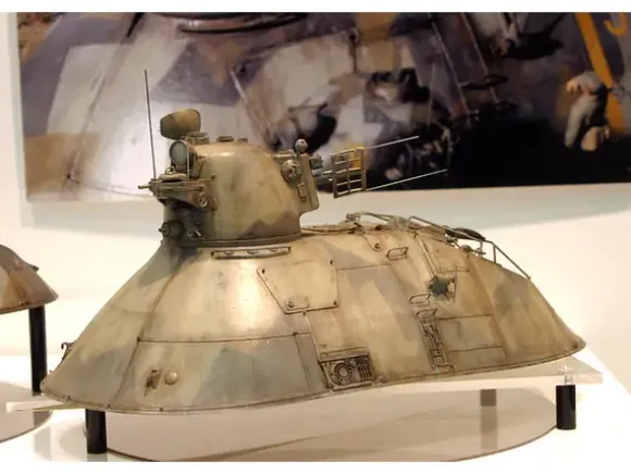1/35 P.K.H. 103 Nutcracker