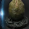 Premium Masterline Alien Dark Horse Comics Xenomorph Egg Closed