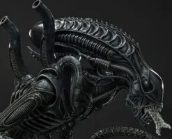 Premium Masterline Dark Horse Comics Alien: Warrior Alien Statue PMDHAL-02DXS (with First-Release Bonus)