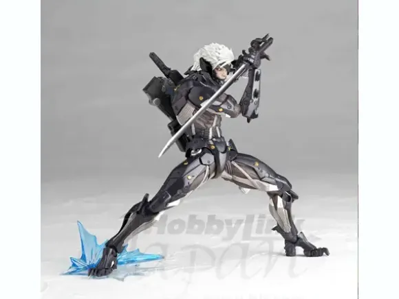 Revoltech Raiden (Metal Gear Rising Revengeance)