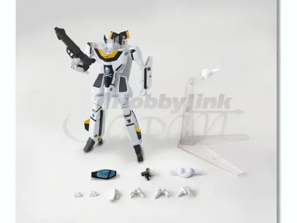 Revoltech Three Transformation Valkyrie VF-1S Roy