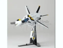 Revoltech Three Transformation Valkyrie VF-1S Roy