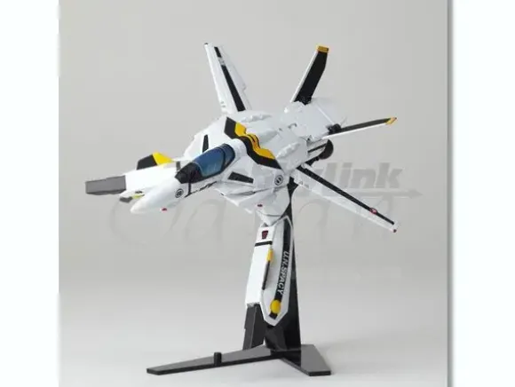 Revoltech Three Transformation Valkyrie VF-1S Roy