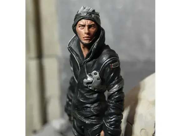 1/20 Robot Battle V Male Pilot Figure