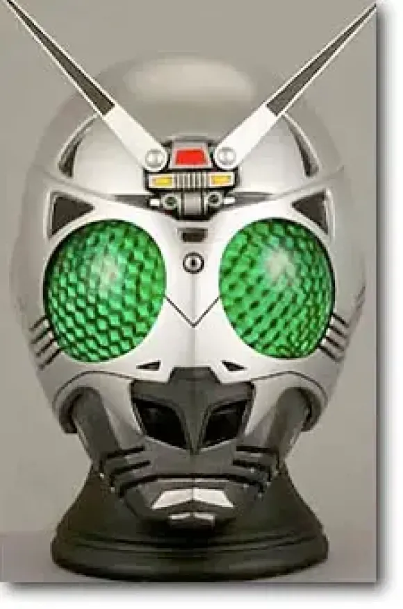 1/2 Shadow Moon Mask