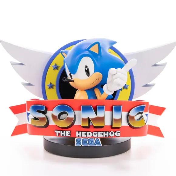 Sonic the Hedgehog / Sonic Title Screen Statue